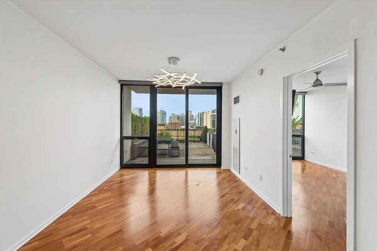 2 bed, $4,200 — Photo 2