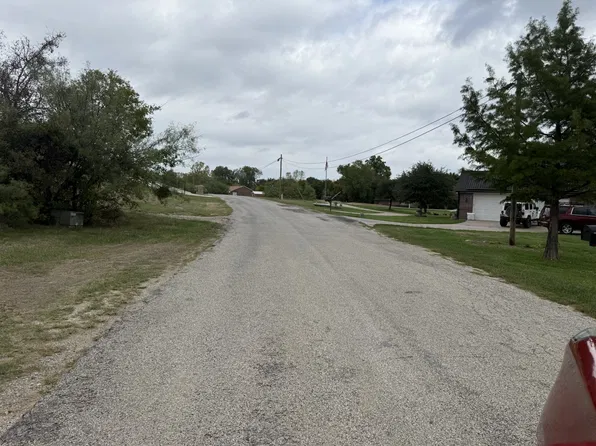 LOT 8 Lanai Ct, Bridgeport, TX 76426