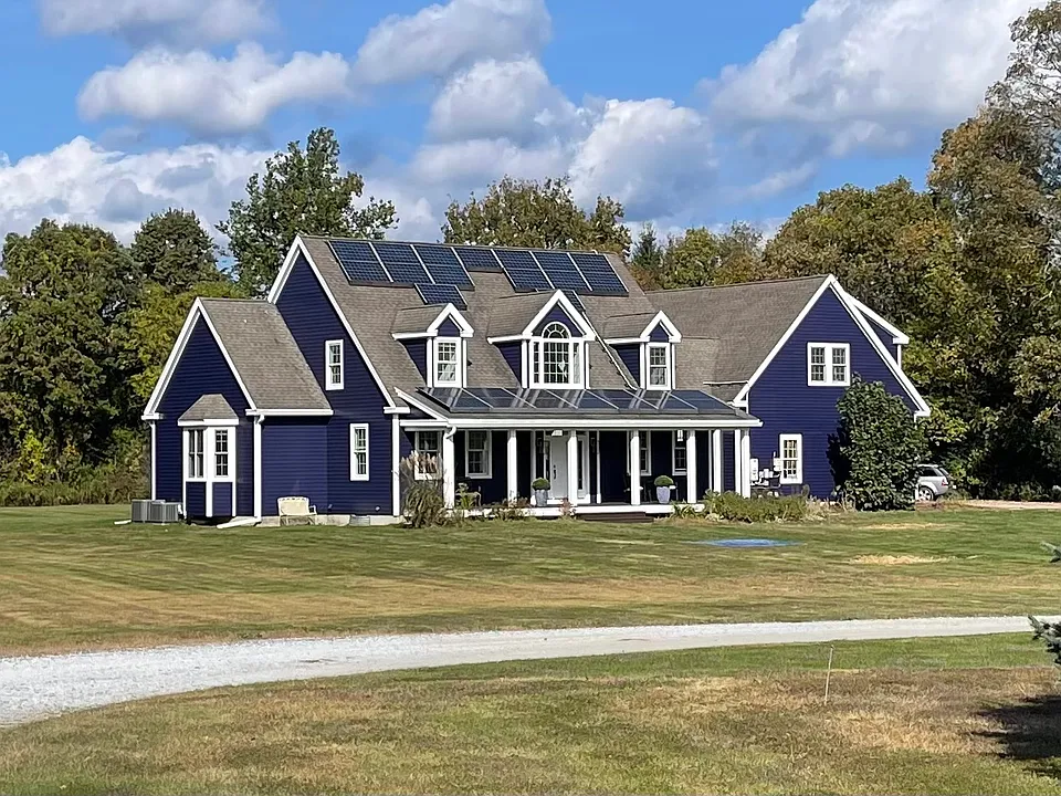 124 Egremont Plain Rd