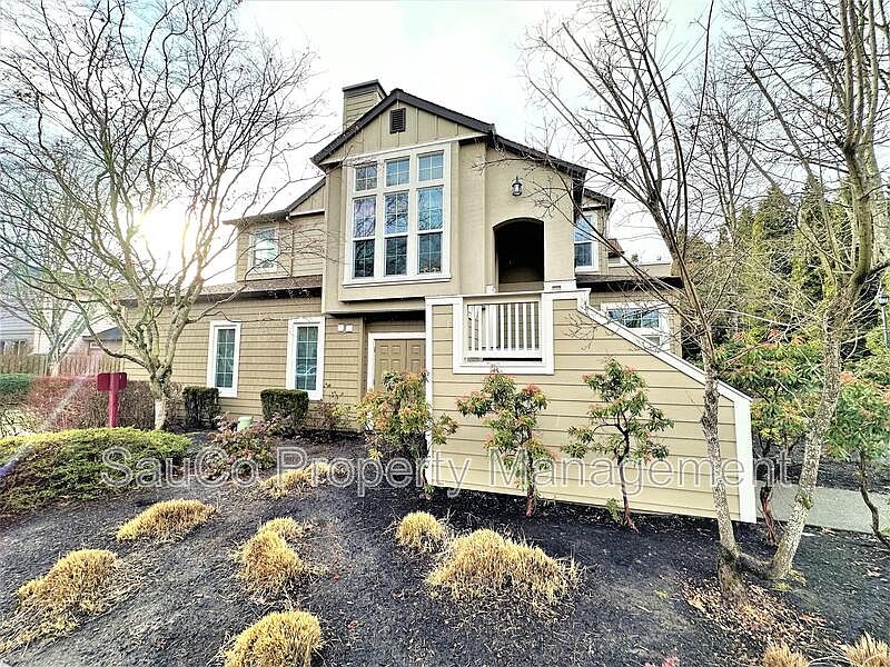 1st image of 1867 NE Ashberry Dr #1