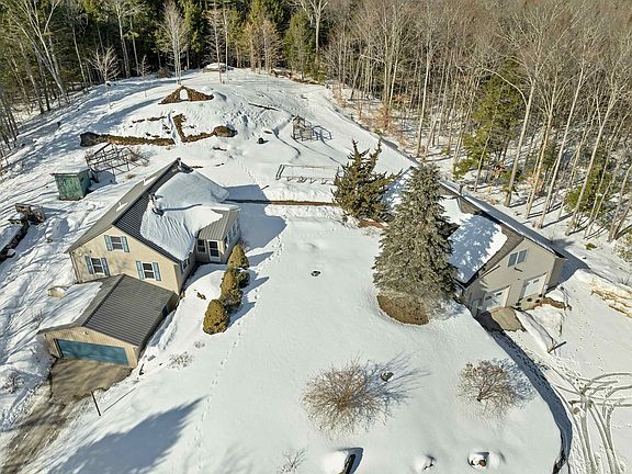 4th image of 179 New Road