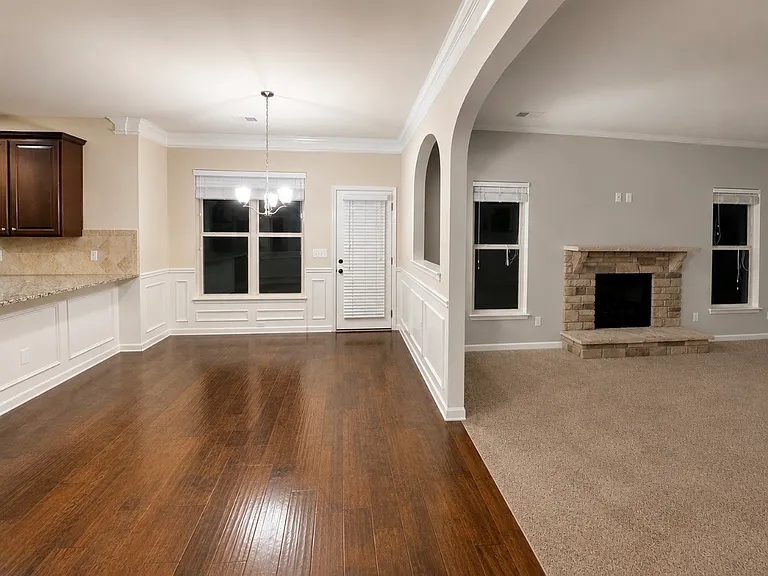 609 Angel Oak Ln — Photo 5