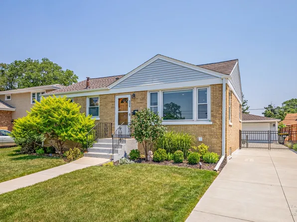 4429 Scott St, Schiller Park, IL 60176