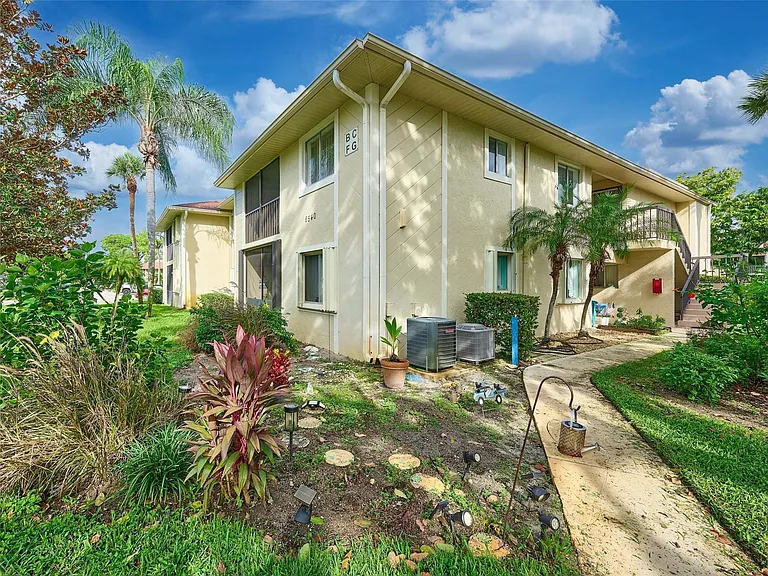 6540 Chasewood Dr #F — Photo 3