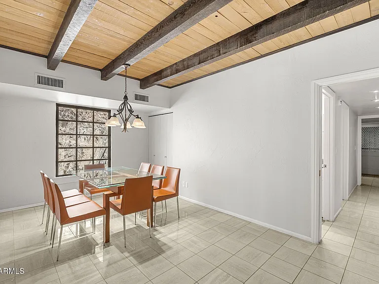 6900 N Highlands Dr — Photo 23