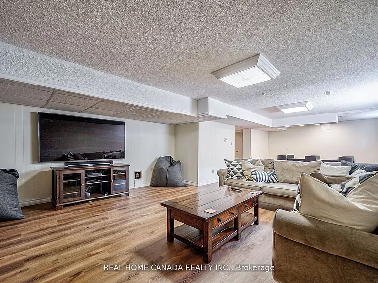 82 Arkendo Dr — Photo 27
