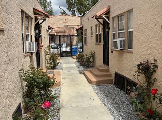 812 W 52nd St #814-1/2, Los Angeles, CA 90037