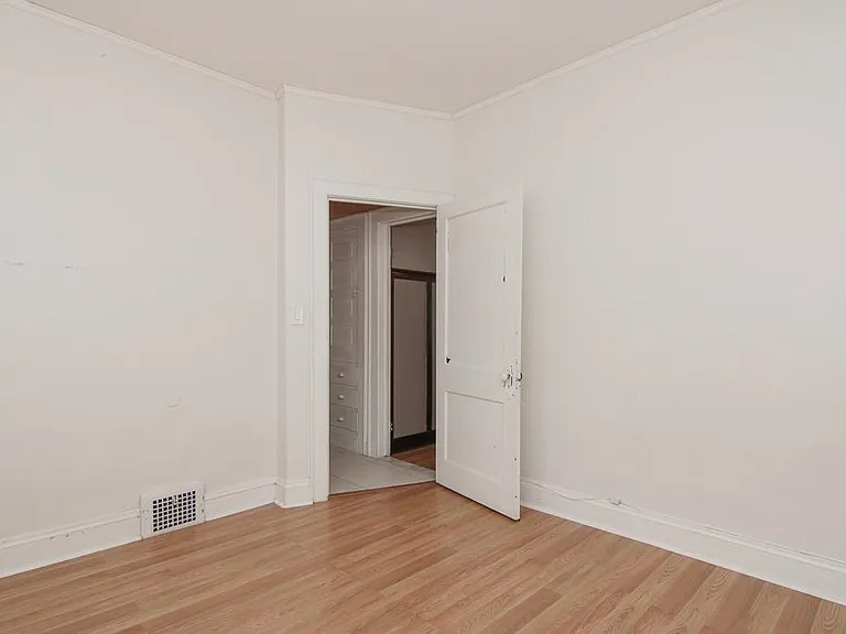 2065 Bunts Rd #UP — Photo 13