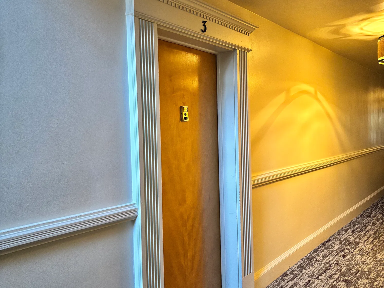 1 bed, 820 sqft, $2,200 — Photo 3