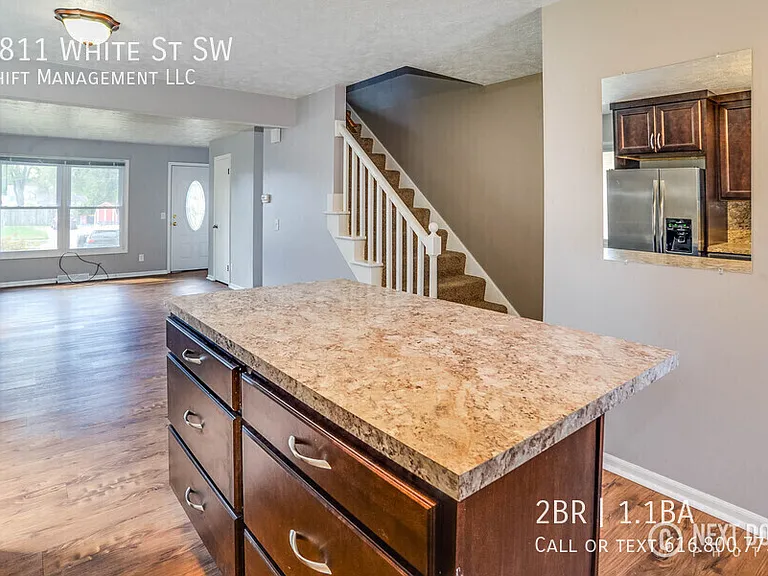 3811 White St SW — Photo 12