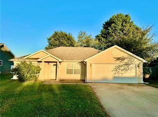 606 Kendrick St, Knob Noster, MO 65336