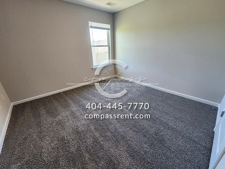 228 Lyndon Way NW — Photo 22