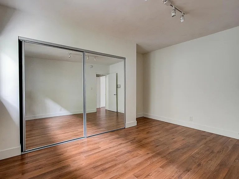 1800 Prosser Ave #9 — Photo 12