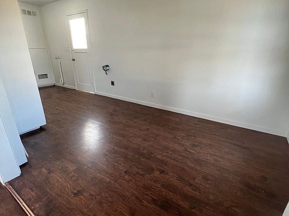 4th image of 415 N Sherman Ave #415