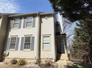 8032 Sugarberry Ct, Gaithersburg, MD 20879