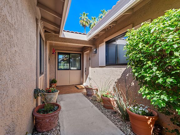 3rd image of 23 Camino Arroyo Pl