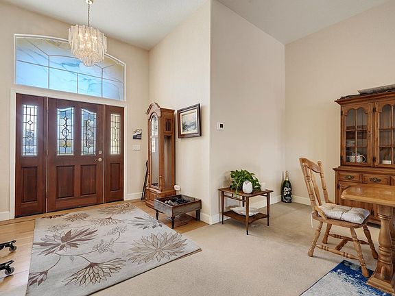 3rd image of 316 Acadia Drive