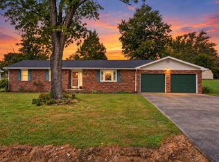 6041 Ayer Dr, Madisonville, KY 42431
