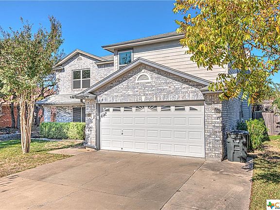 3rd image of 4505 Oak Vista Cir