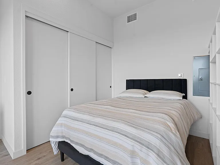 4004 Banister Ln #301 — Photo 7