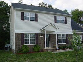 1st image of 203 Collinswood Ln