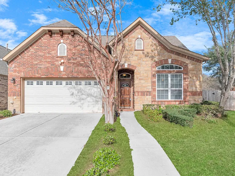 6630 Larocke Trl — Photo 4