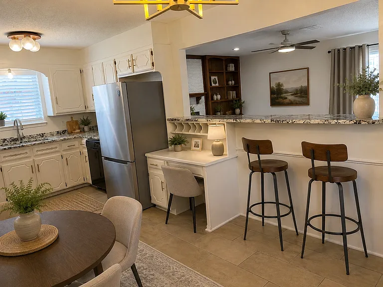 300 S Silver Leaf Dr — Photo 3