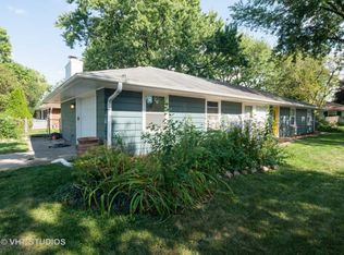963 N Highland Ave, Aurora, IL 60506
