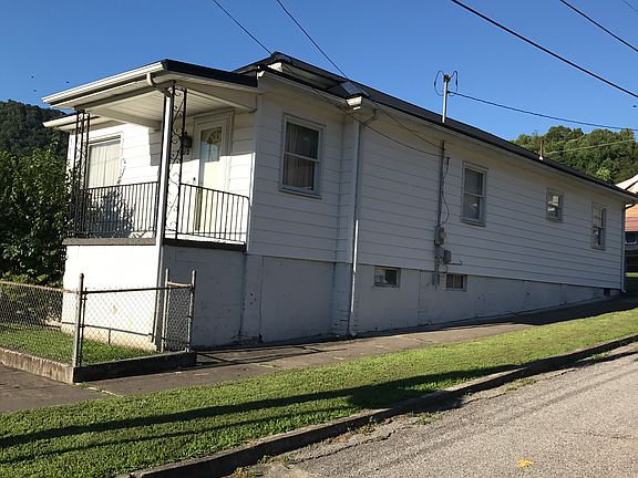 2nd image of 1402 W 4th Ave