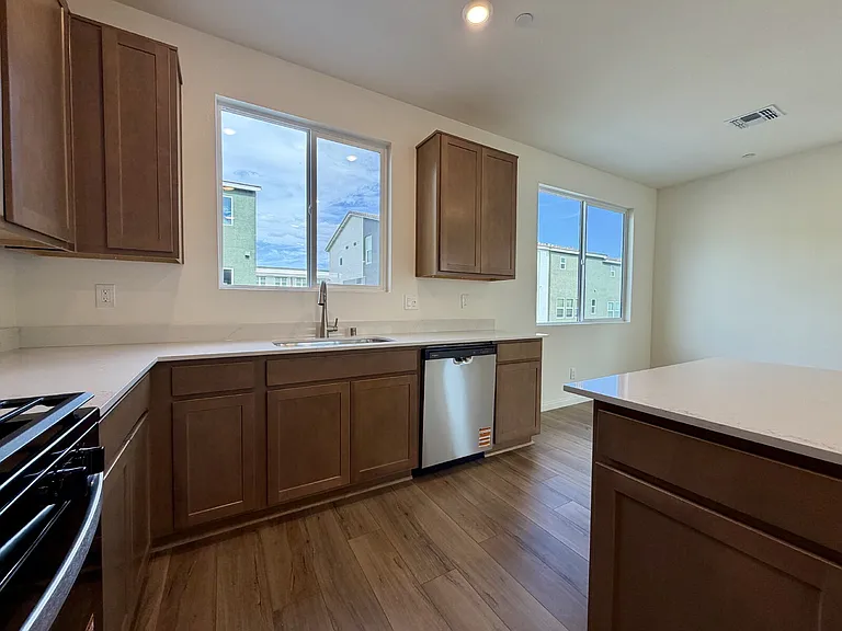 5824 Wisteria Walk St — Photo 15