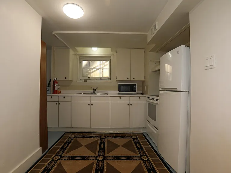 42XX W 10th Ave #BASEMENT — Photo 3