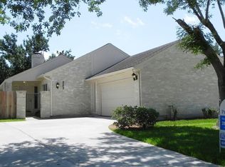 223 Brocket Pl, Stafford, TX 77477