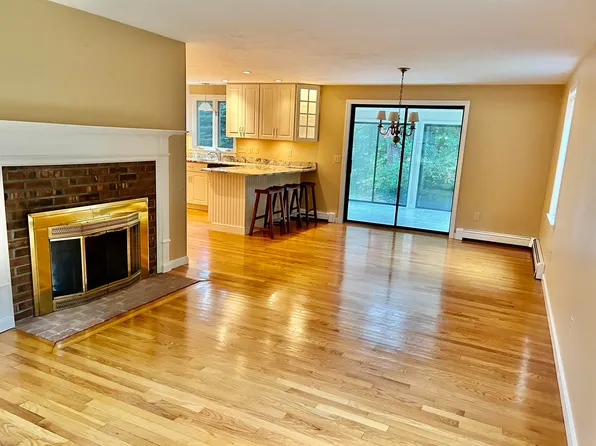 10 E Circle Drive, Orleans, MA 02653