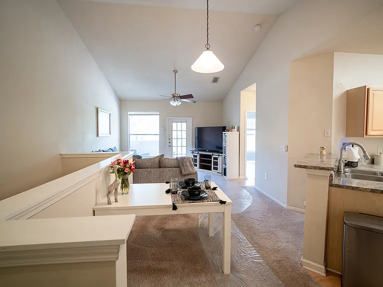 18107 Villa Creek Dr #18107 — Photo 9