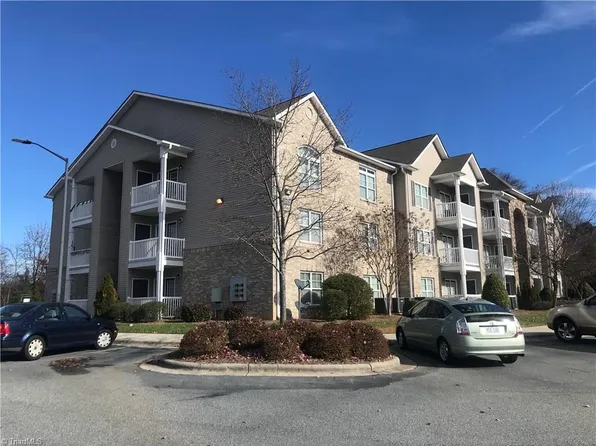 7102-301 W Friendly Ave, Greensboro, NC 27410