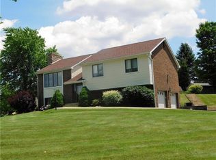 1064 Saybrook Dr, Greensburg, PA 15601