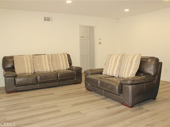 4th image of 20124 Citronia St