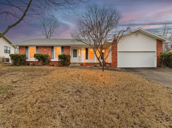 5700 S Clay Avenue, Springfield, MO 65810