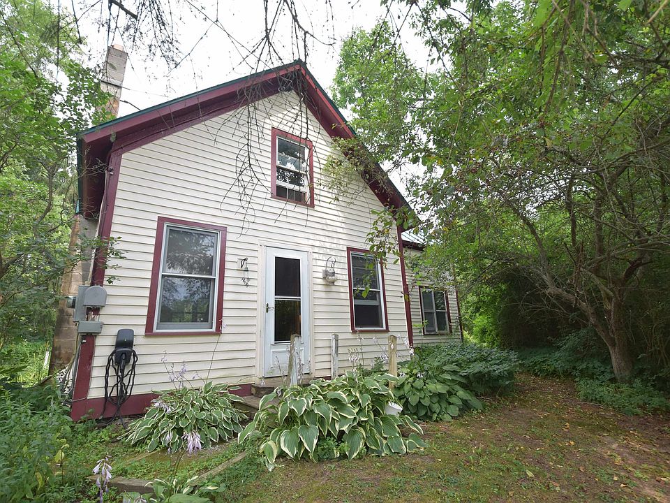 1st image of 504 Hardscrabble Road