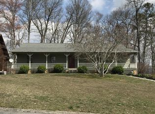1424 S Courtney Oak Ln, Knoxville, TN 37938
