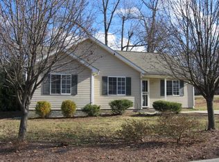 3803 Dartford Dr, Greensboro, NC 27407