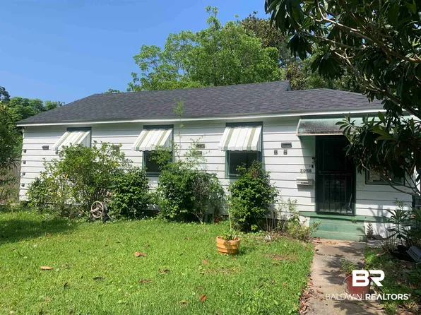 2056 Foster Ln, Mobile, AL 36605