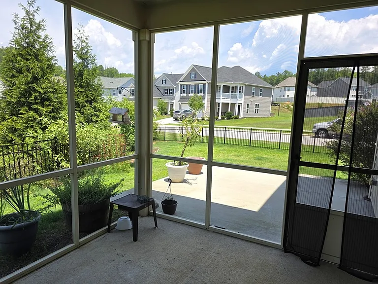 70 Cranes Nest Dr — Photo 5