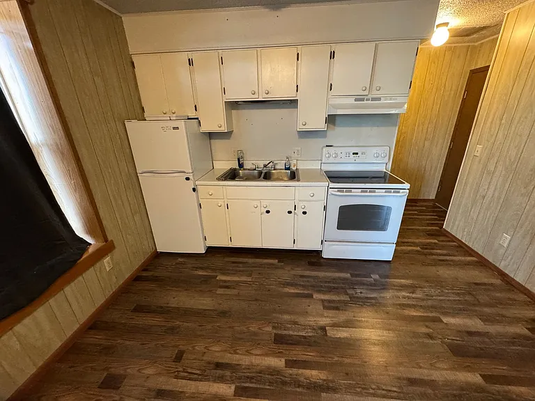 400 E Pike Ave #1 & 2 — Photo 16