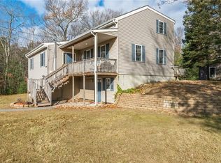 449 Greenville Rd, North Smithfield, RI 02896