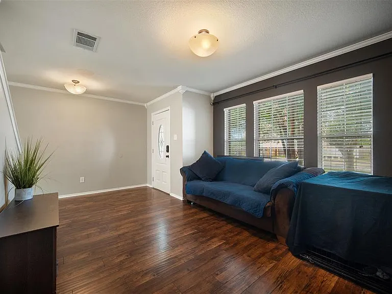 308 Sunny Brook Dr — Photo 5