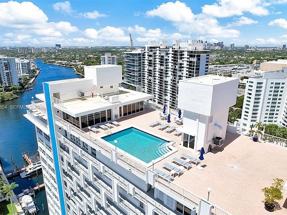 3rd image of 2800 E Sunrise Blvd APT 17E