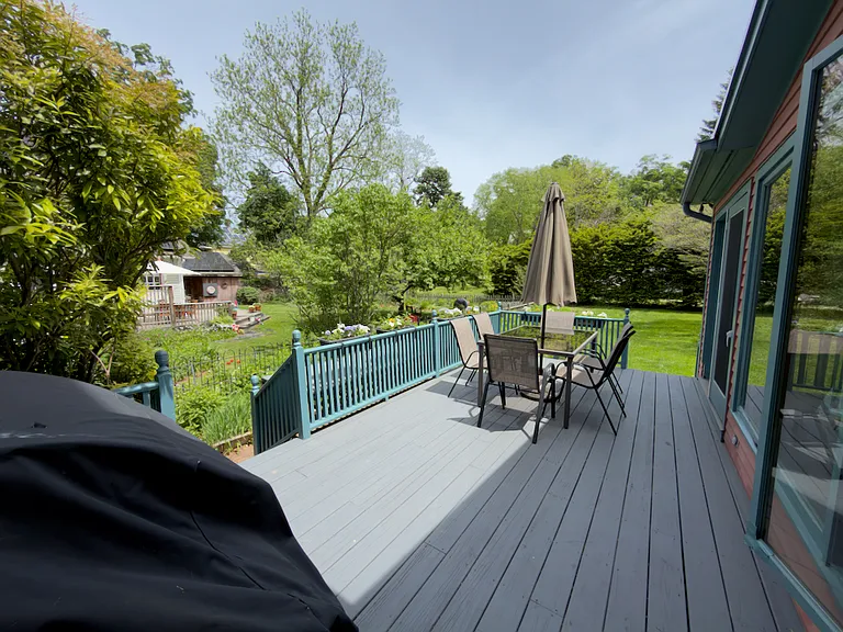 Deck with grill