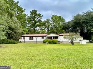 64 Cypress Rd, Reidsville, GA 30453