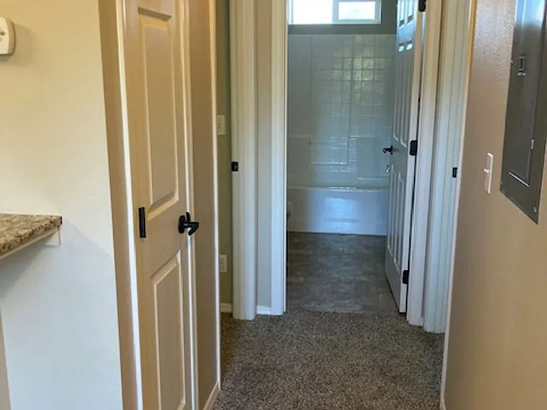 6724 W Irving St — Photo 10